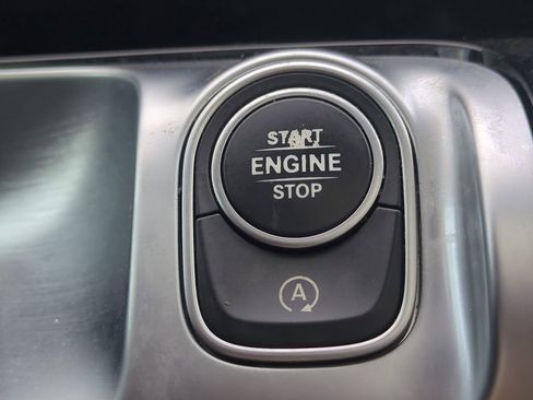 Used 2023 Mercedes-Benz GLB 250 image 31