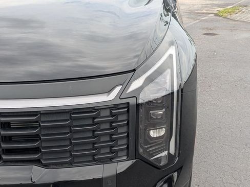 New 2026 Kia Sportage LX FWD image 10