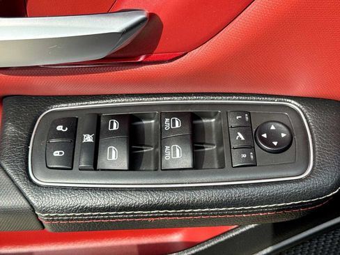 Used 2019 RAM 1500 Rebel AWD/4WD image 16