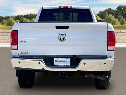 Used 2016 RAM 3500 SLT RWD image 4