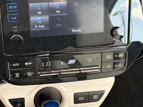 Used 2017 Toyota Prius One FWD image 21