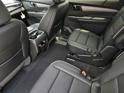 New 2026 Buick Enclave Preferred w/ Power Package image 6