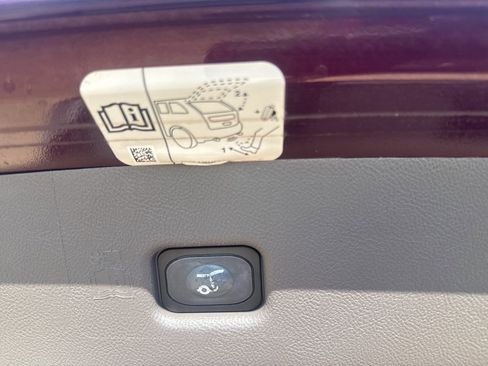 Used 2020 Lincoln Nautilus Reserve w/ Equipment Group 201A image 20