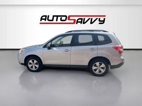 Used 2016 Subaru Forester 2.5i Premium w/ All-Weather Package AWD/4WD image 4