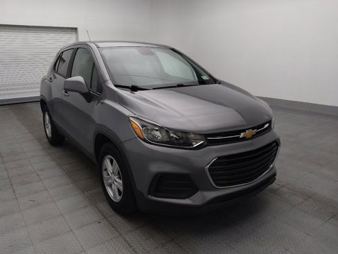 Used 2020 Chevrolet Trax LS w/ Tint and Cruise Package FWD image 13