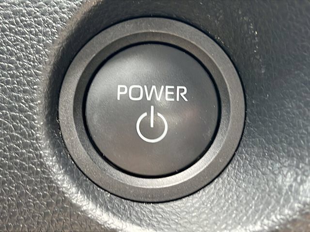 Used 2024 Toyota Corolla Cross AWD Hybrid image 22