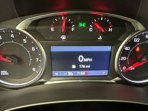 Certified 2024 GMC Terrain SLE w/ Driver Convenience Package FWD image 18