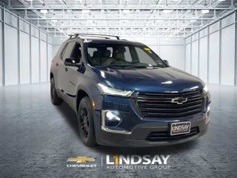 Used 2022 Chevrolet Traverse LS w/ Midnight/Sport Edition image 4