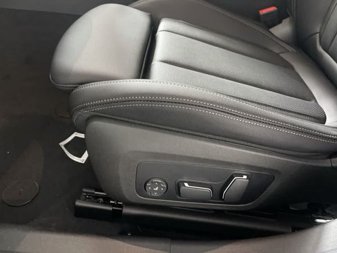 Used 2024 BMW M340i xDrive w/ Driving Assistance Package AWD/4WD image 12