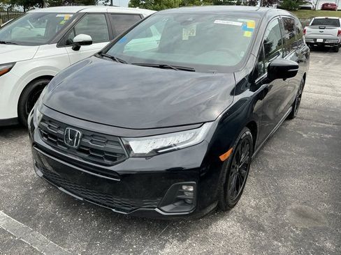 Used 2025 Honda Odyssey Sport-L image 3