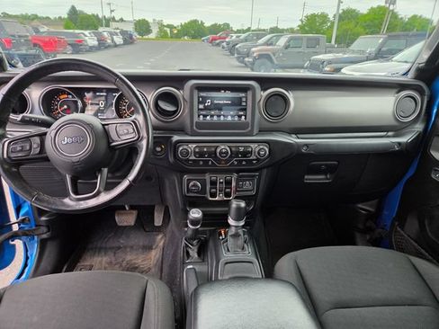 Used 2021 Jeep Gladiator Sport AWD/4WD image 6