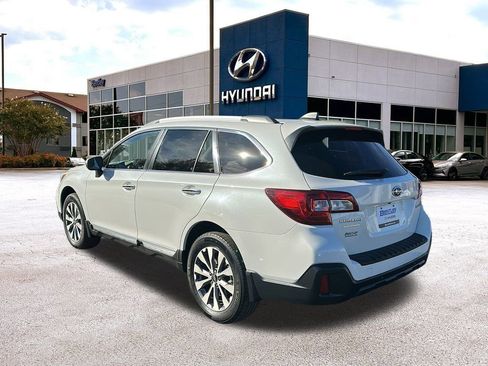 Used 2019 Subaru Outback 2.5i Touring w/ Popular Package #3A image 3