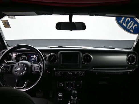 Used 2021 Jeep Wrangler Sport S image 26