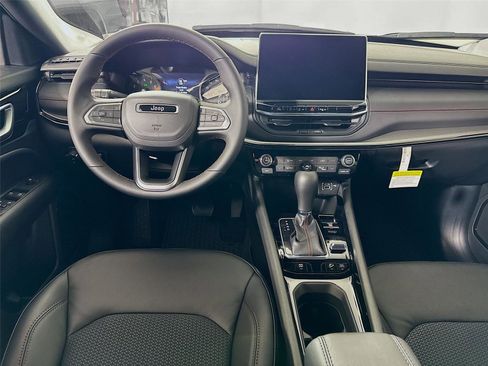 New 2026 Jeep Compass Trailhawk AWD/4WD image 2