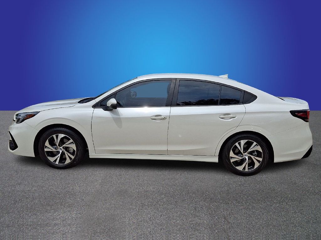 Used 2025 Subaru Legacy Premium AWD/4WD image 7