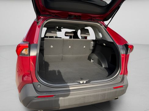 Used 2023 Toyota RAV4 XLE AWD/4WD image 12