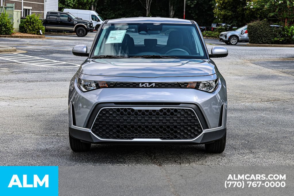 Used 2025 Kia Soul LX w/ LX Technology Package FWD image 10