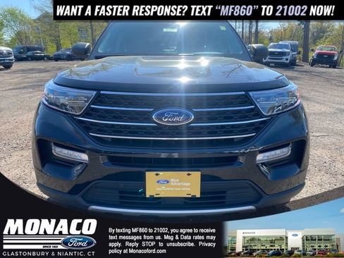 Certified 2022 Ford Explorer XLT w/ Equipment Group 202A AWD/4WD image 3