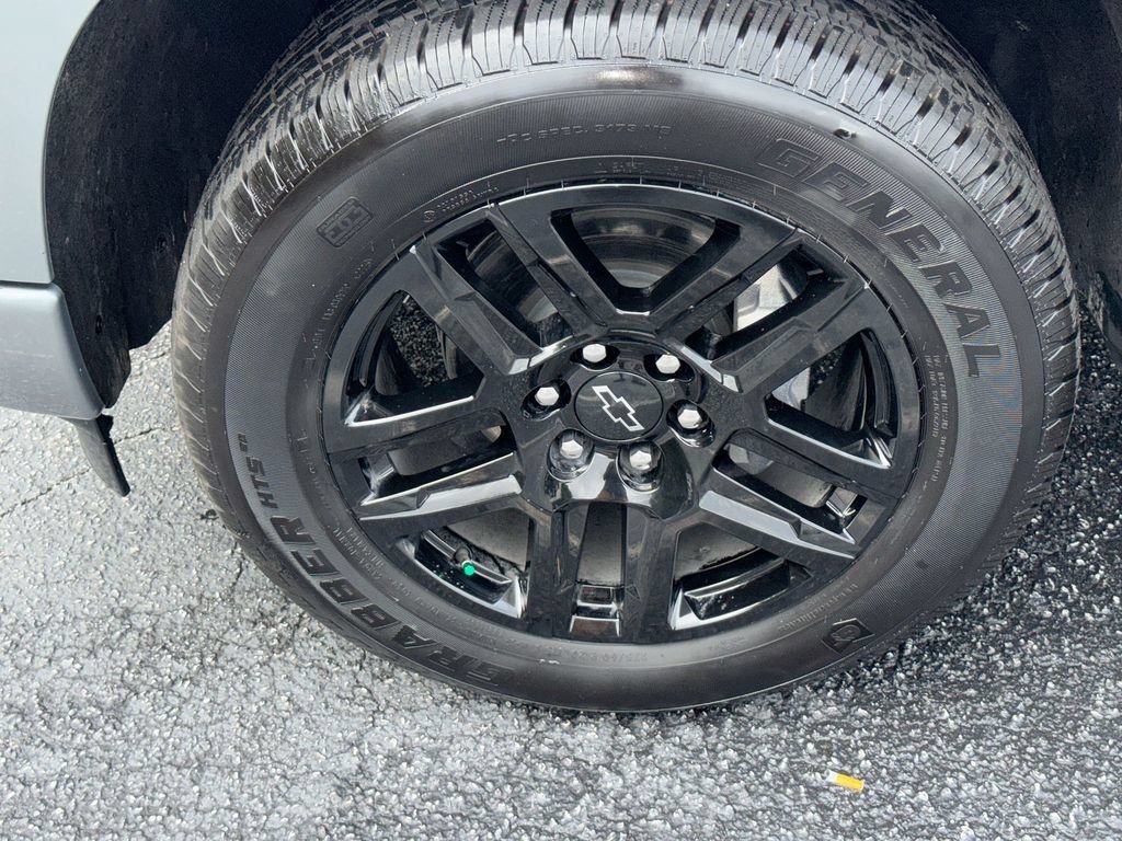 Used 2026 Chevrolet Silverado 1500 RST w/ RST All Star Premium Package RWD image 12