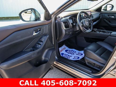 Used 2023 Nissan Rogue SL AWD/4WD image 38