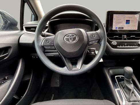 Used 2024 Toyota Corolla LE FWD image 6