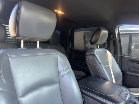 Used 2024 RAM 3500 Tradesman w/ Chrome Appearance Group AWD/4WD image 13
