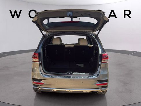 Used 2016 Kia Sorento SX image 32