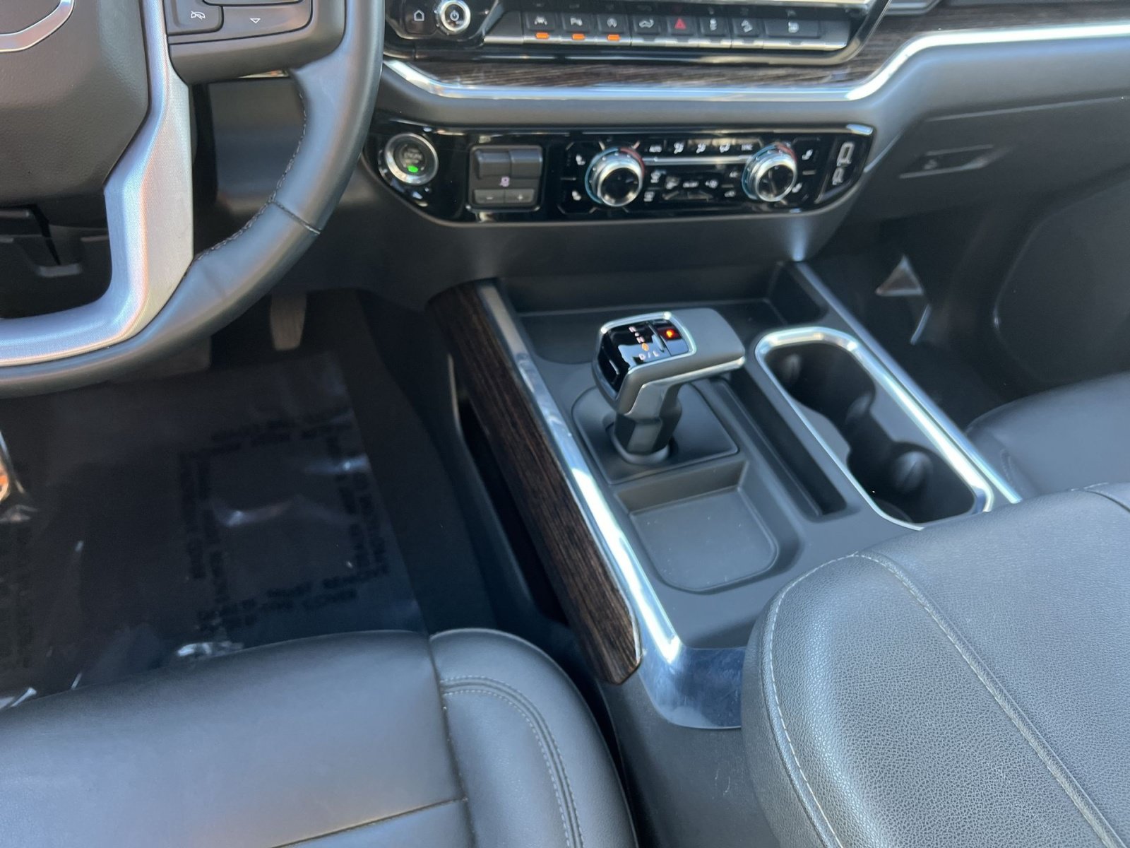 Used 2023 GMC Sierra 1500 Elevation w/ Elevation Premium Package AWD/4WD image 23