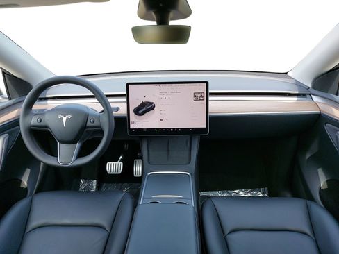 Used 2024 Tesla Model Y Performance AWD/4WD image 9