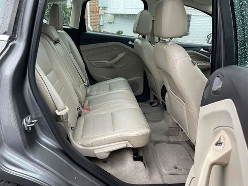 Used 2013 Ford C-MAX SEL image 18