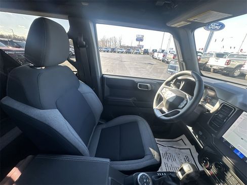 New 2025 Ford Bronco Big Bend image 15