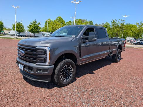 New 2026 Ford F350 Platinum AWD/4WD image 4