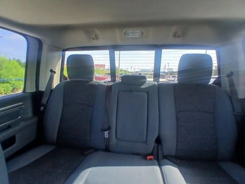 Used 2019 RAM 1500 Big Horn w/ Rambox Value Package AWD/4WD image 34