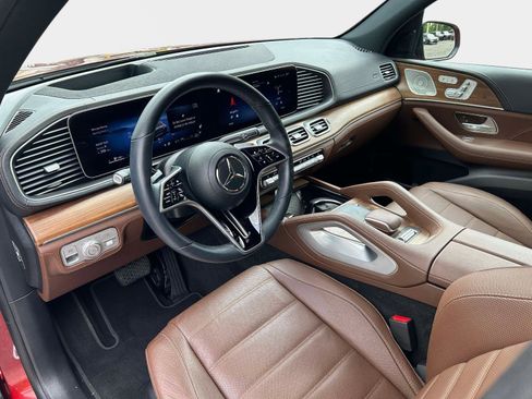 Used 2024 Mercedes-Benz GLE 450 4MATIC image 13