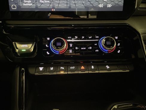 Used 2025 GMC Sierra 2500 AT4 w/ AT4 Premium Plus Package image 30