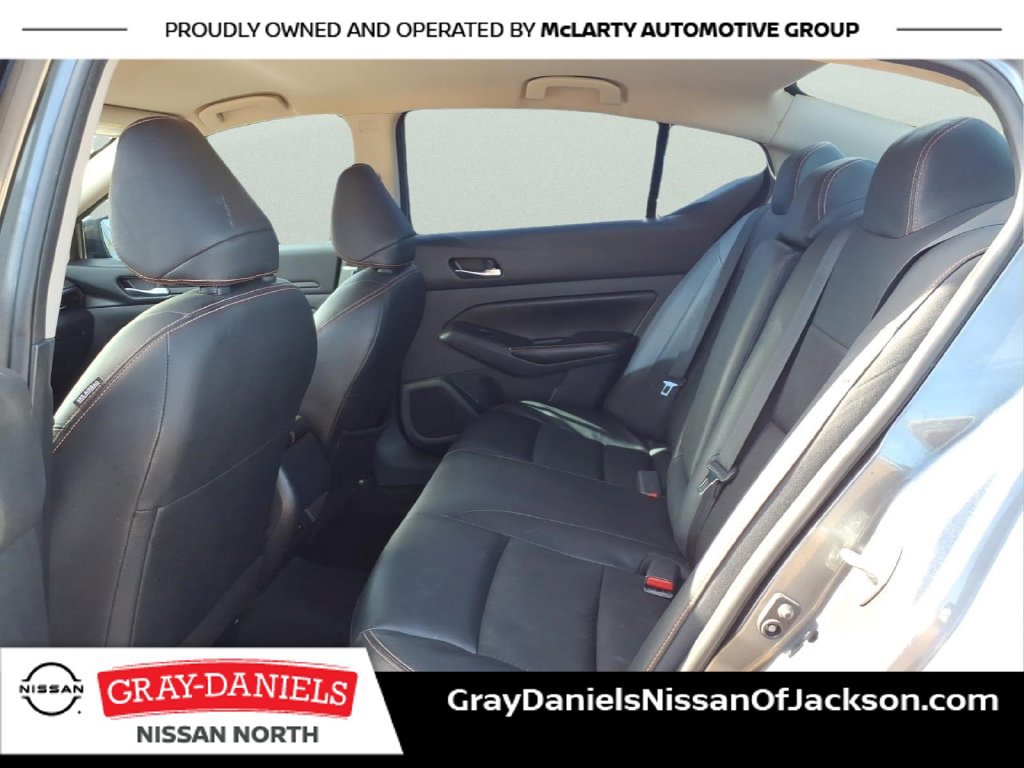 Used 2022 Nissan Altima 2.5 SR FWD image 25