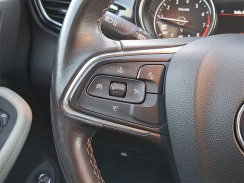 Used 2021 Buick Encore GX Select image 18
