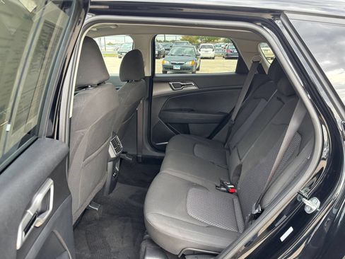 Used 2026 Kia Sportage LX FWD image 25