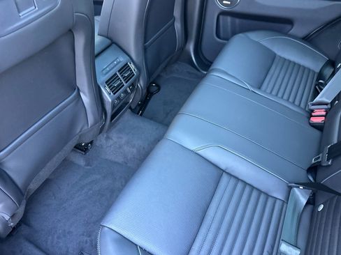 New 2026 Land Rover Discovery Sport Landmark image 16