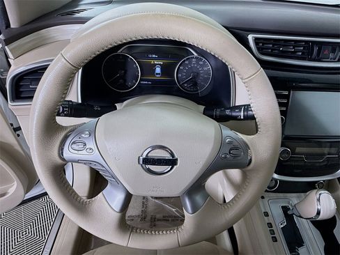 Used 2015 Nissan Murano SV image 19
