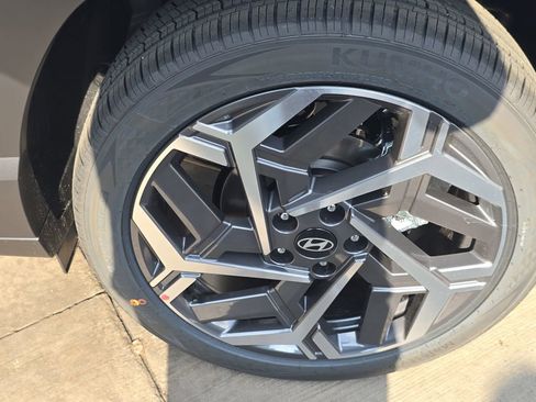 New 2026 Hyundai Kona SEL Premium FWD image 30