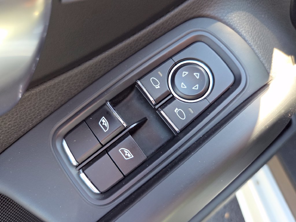 Used 2019 Porsche 718 Boxster RWD image 36