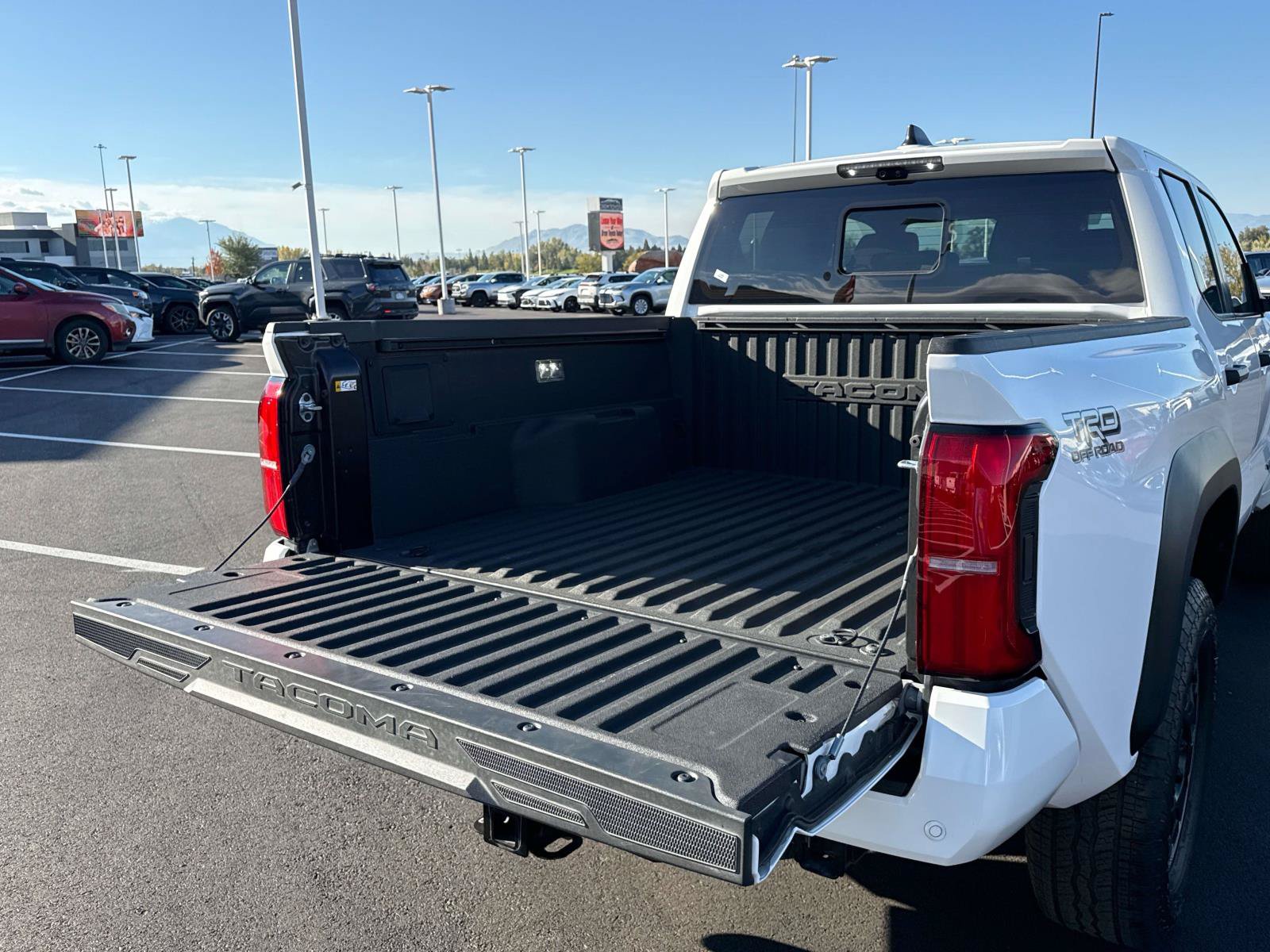 Used 2026 Toyota Tacoma TRD Off-Road w/ TRD Off Road Premium Package AWD/4WD image 16