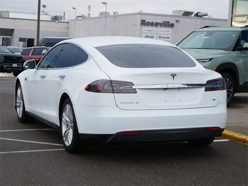 Used 2014 Tesla Model S 85 image 6