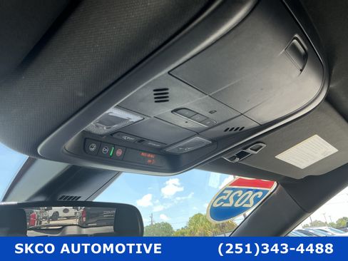 Used 2025 Chevrolet Blazer RS FWD image 26