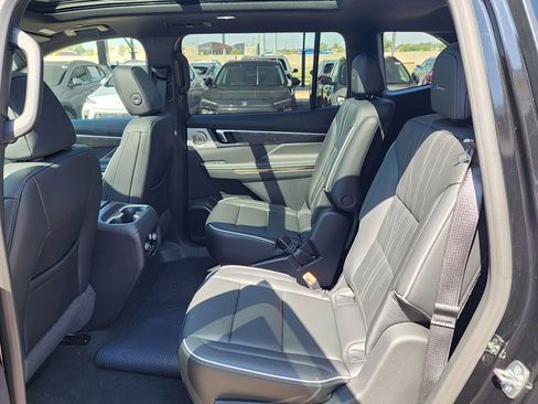 New 2026 Buick Enclave Avenir w/ Super Cruise Package image 43