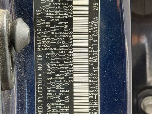 Used 2011 Toyota Corolla LE image 28