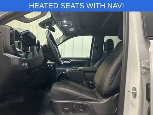 Used 2025 Chevrolet Silverado 1500 LT image 9