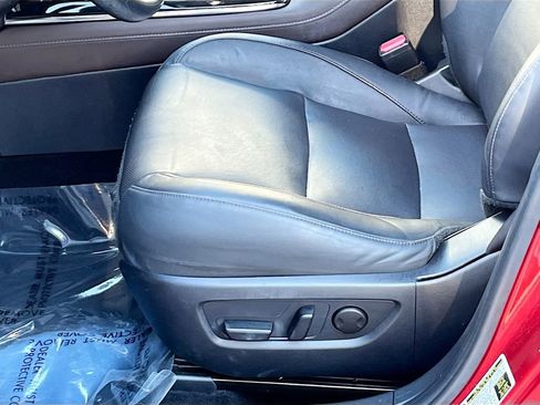 Used 2021 MAZDA CX-30 FWD 2.5 S w/ Premium Package image 11