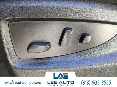 Used 2018 GMC Sierra 1500 SLT w/ SLT Premium Package image 19